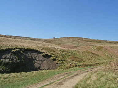 Approach to Top Withens